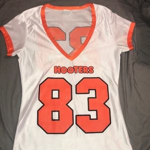 Hooters 83 Jersey